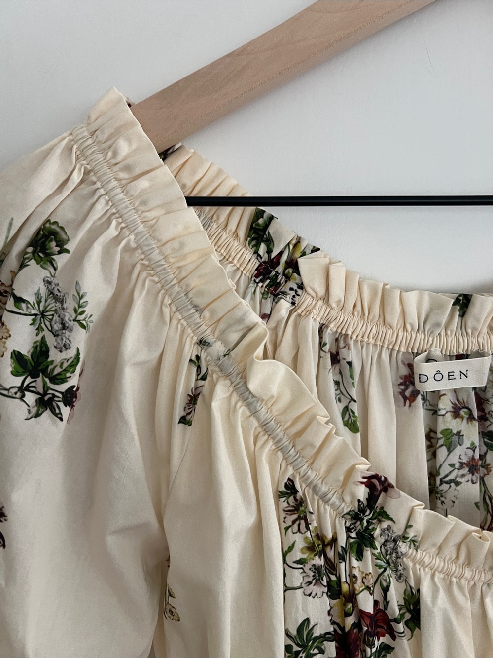 Doen Kaira Dress XS Flawless Cream Floral Smocked Midi Dress - Picture 7 of 14